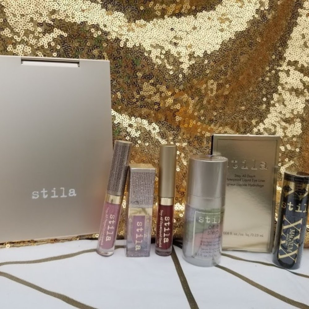 NEW Stila Mini Set with hand mirror